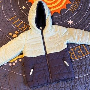 Eddie Bauer Reversible Winter Coat. Size 4T. Like New.
